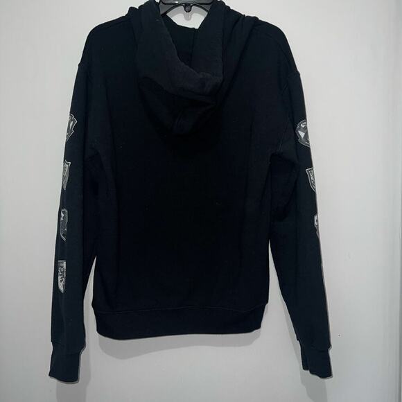 Wizarding World Harry Potter Men's Black Hogwarts Varsity Pullover Hoodie SM - Picture 4 of 9